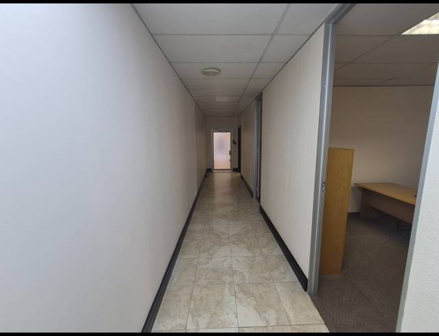 75M² OFFICE TO LET IN RIVONIA